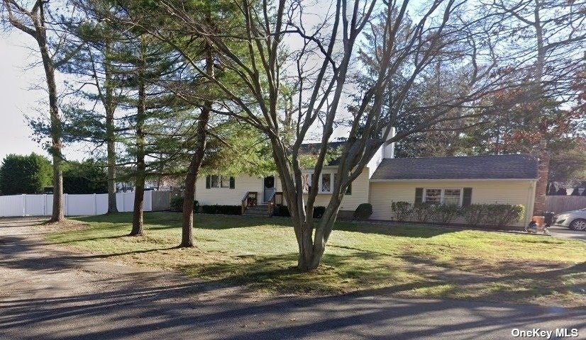 #1 photo, 33 Dietz Avenue, 东长岛 Lake Grove , NY 11755