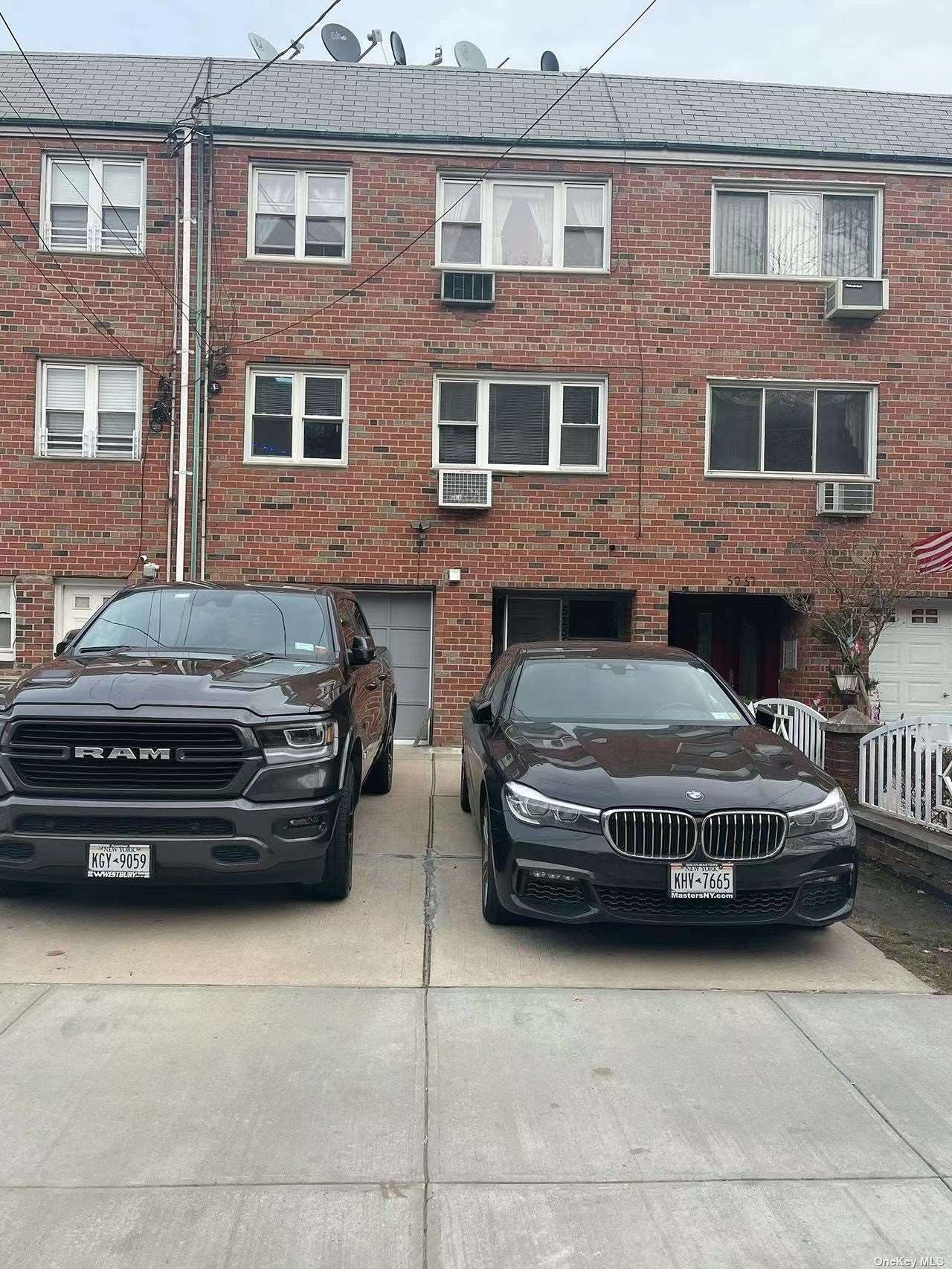 #1 photo, 52-55 65th Place, 皇后区 麦斯佩斯 Maspeth , NY 11378