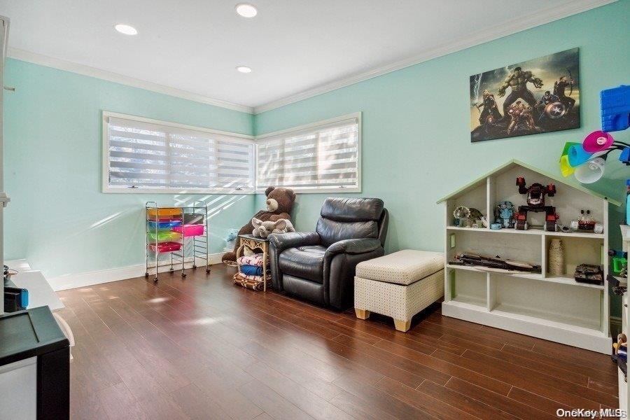 #18 photo, 290 Heather Lane, Hewlett Harbor , NY 11557