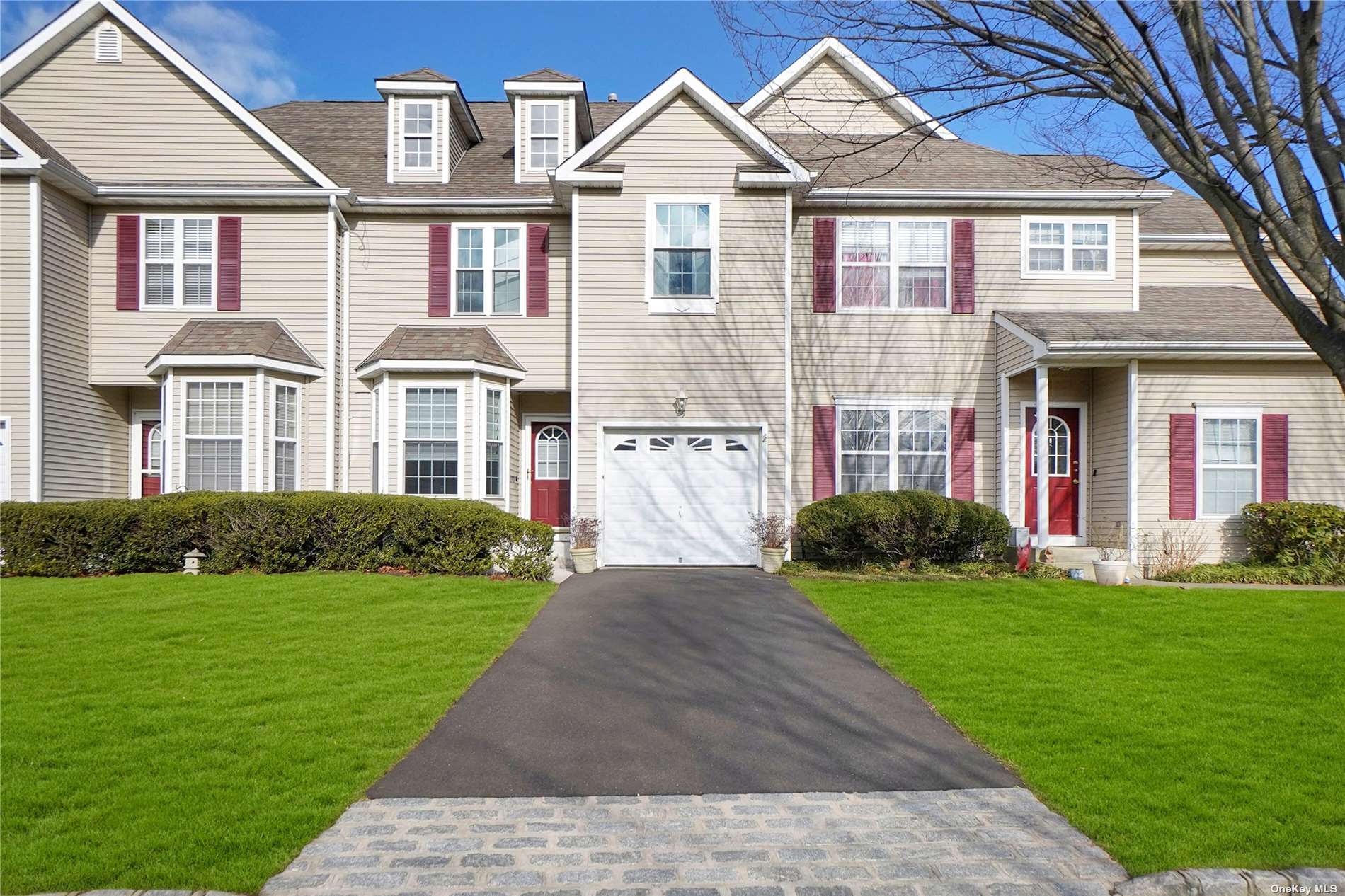 #1 photo, 39 Avery Court, Nesconset , NY 11767