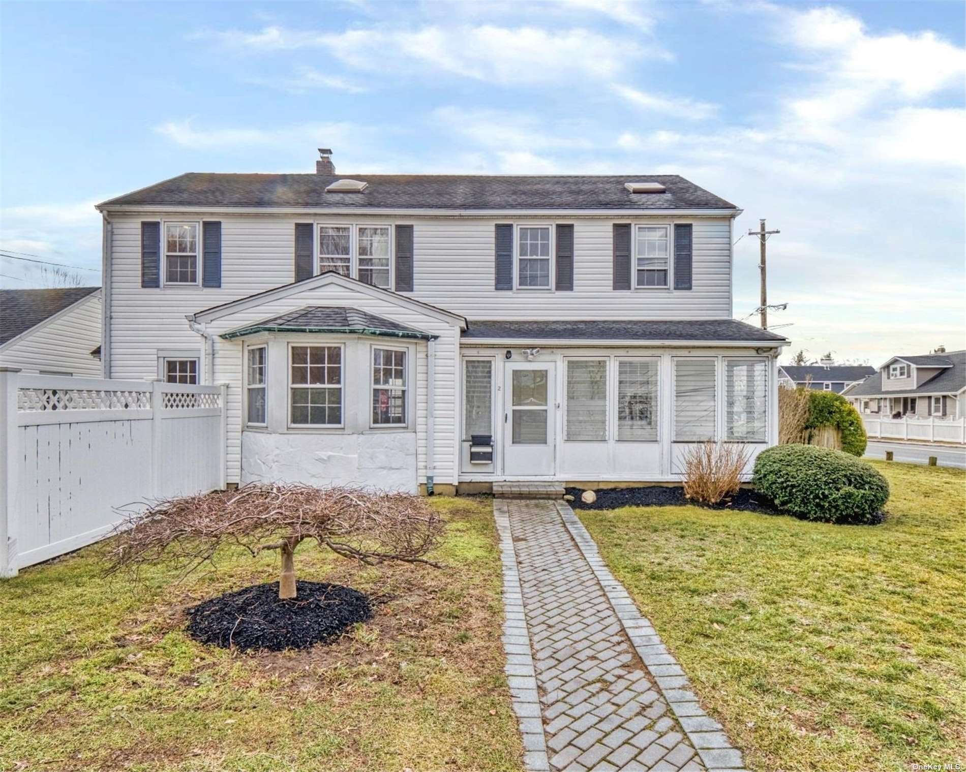 #1 photo, 2 Manton Street, 東長島 Sayville , NY 11782