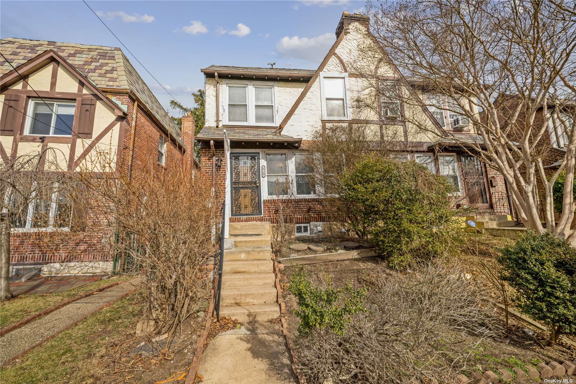 #1 photo, 67-49 Exeter Street, 皇后區 森林小丘 Forest Hills , NY 11375