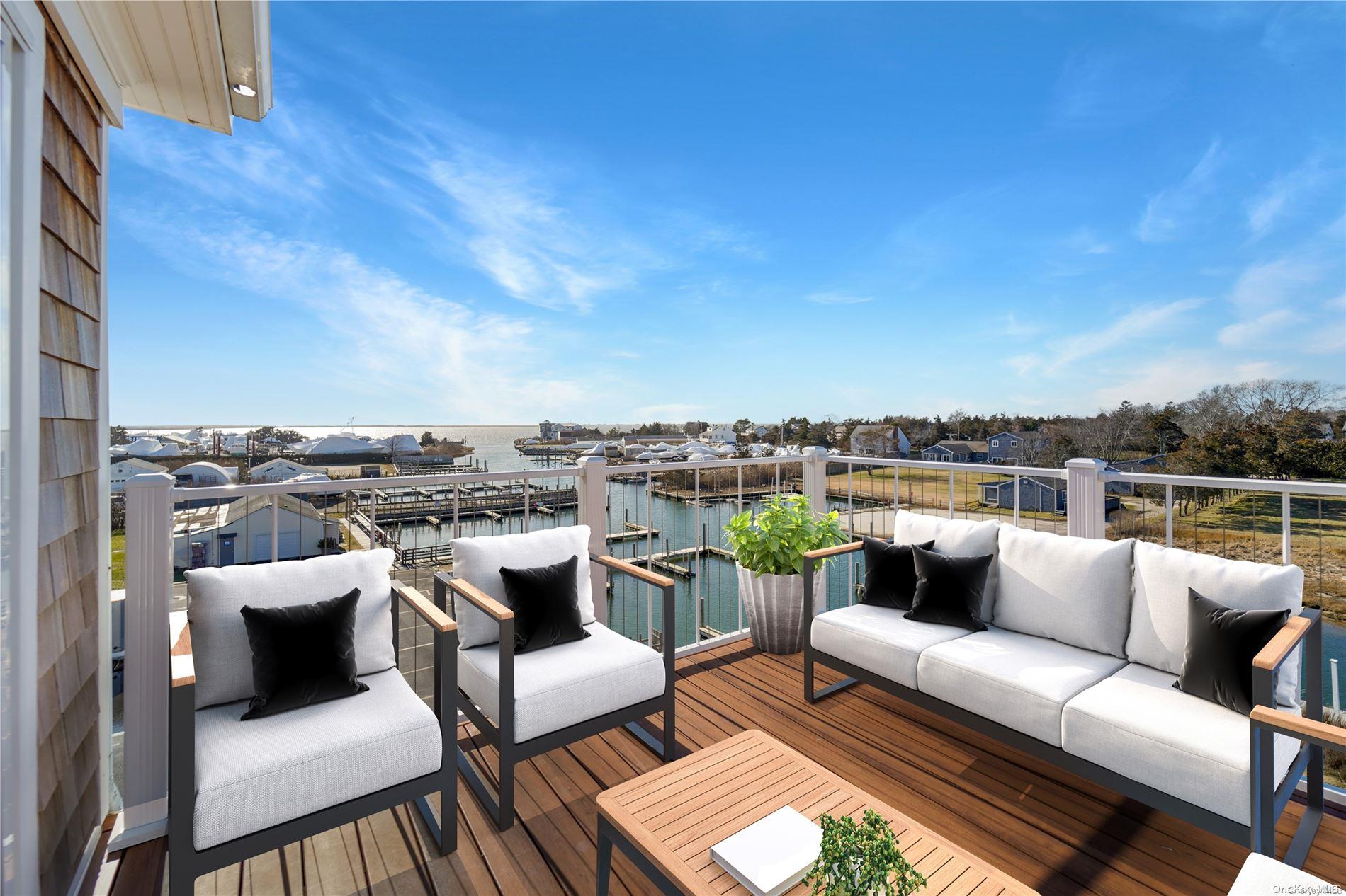 #1 photo, 68 Foster Avenue, 東長島 汉普顿 Hampton Bays , NY 11946