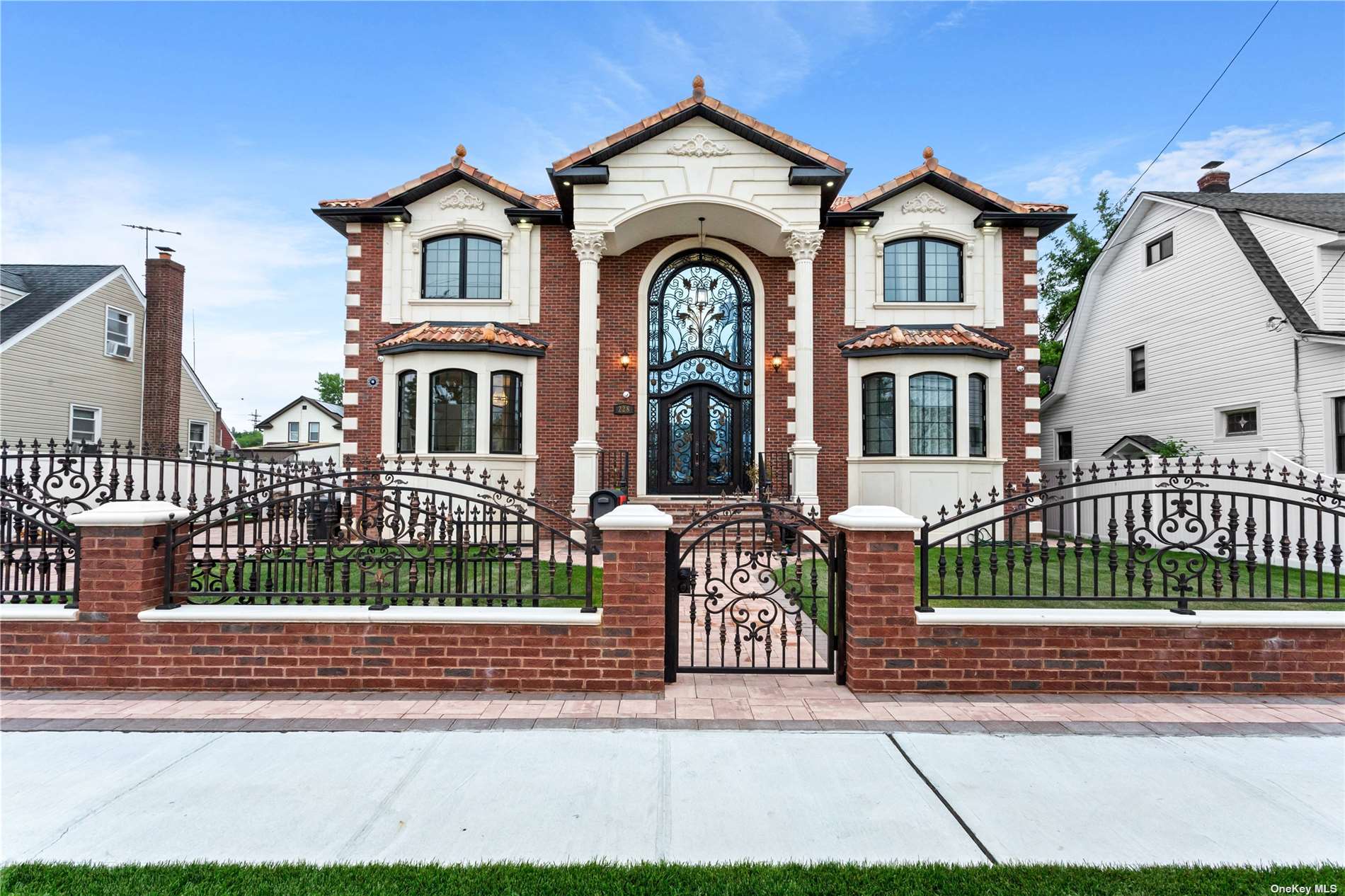 #1 photo, 228 Fir Street, 長島 Valley Stream , NY 11580