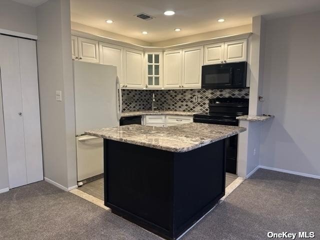 #1 photo, 825 S Ocean Avenue, Freeport , NY 11520