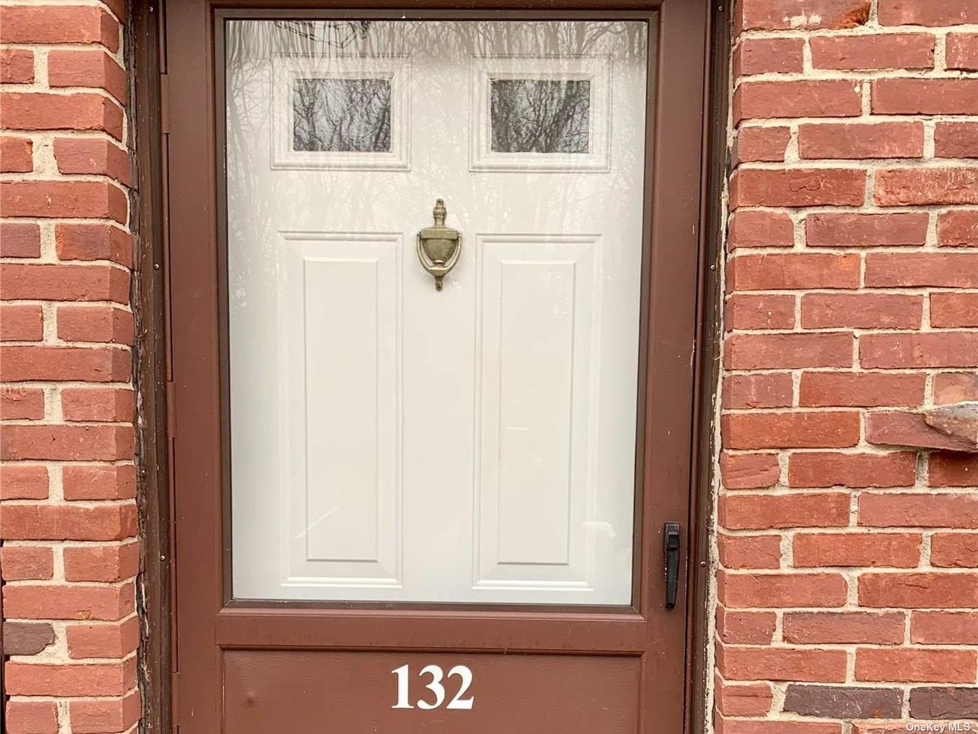 #1 photo, 132 Bailey Court, 東長島 Middle Island , NY 11953