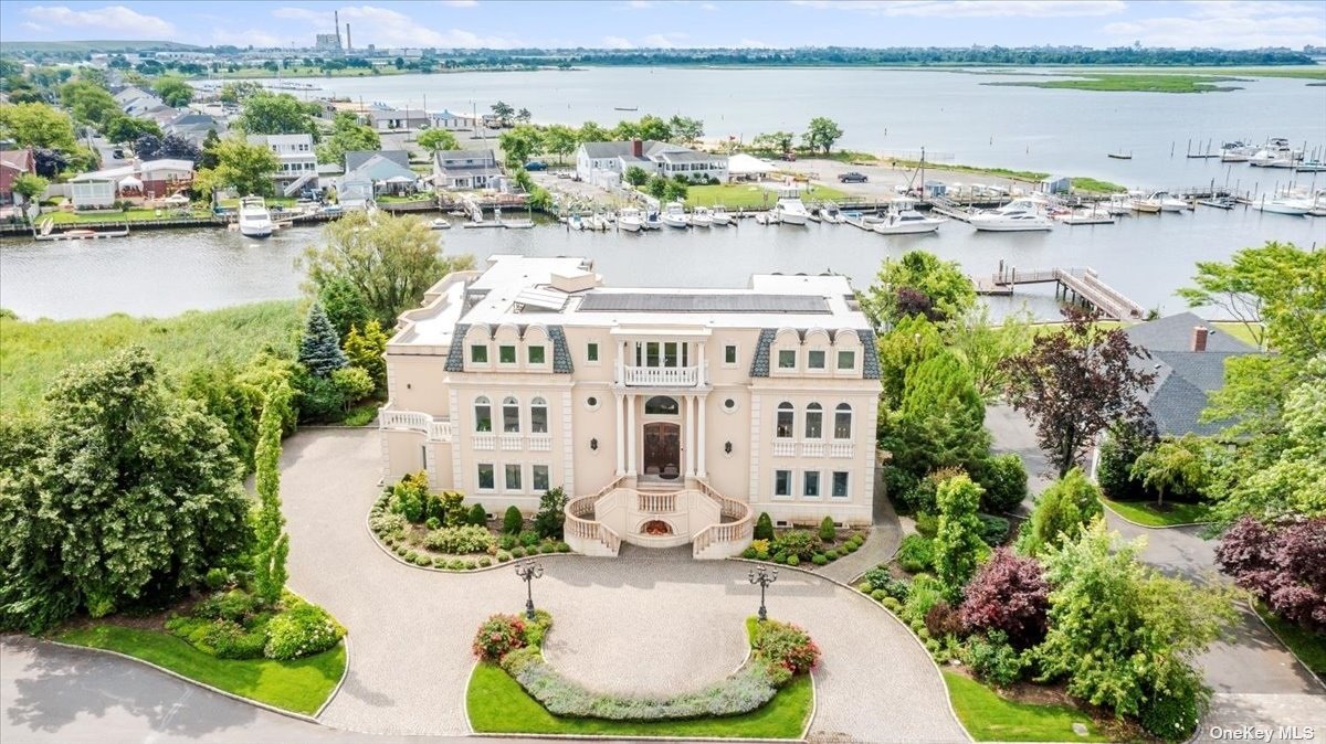 #1 photo, 55 Thixton Drive, 長島 Hewlett Harbor , NY 11557