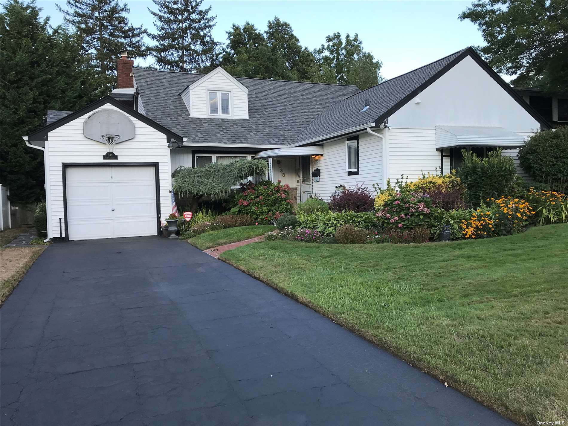 #1 photo, 338 Felter Avenue, 長島 Hewlett , NY 11557