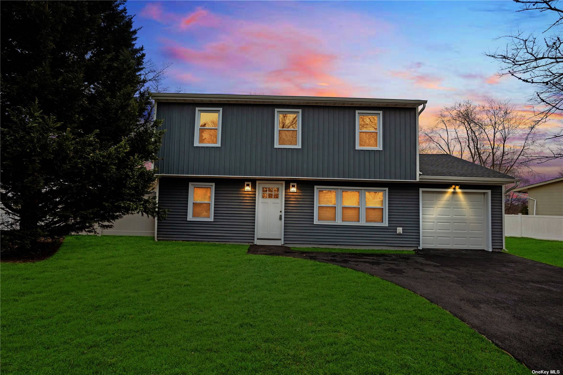 #1 photo, 11 Magnolia, 东长岛 Port Jefferson Station , NY 11776