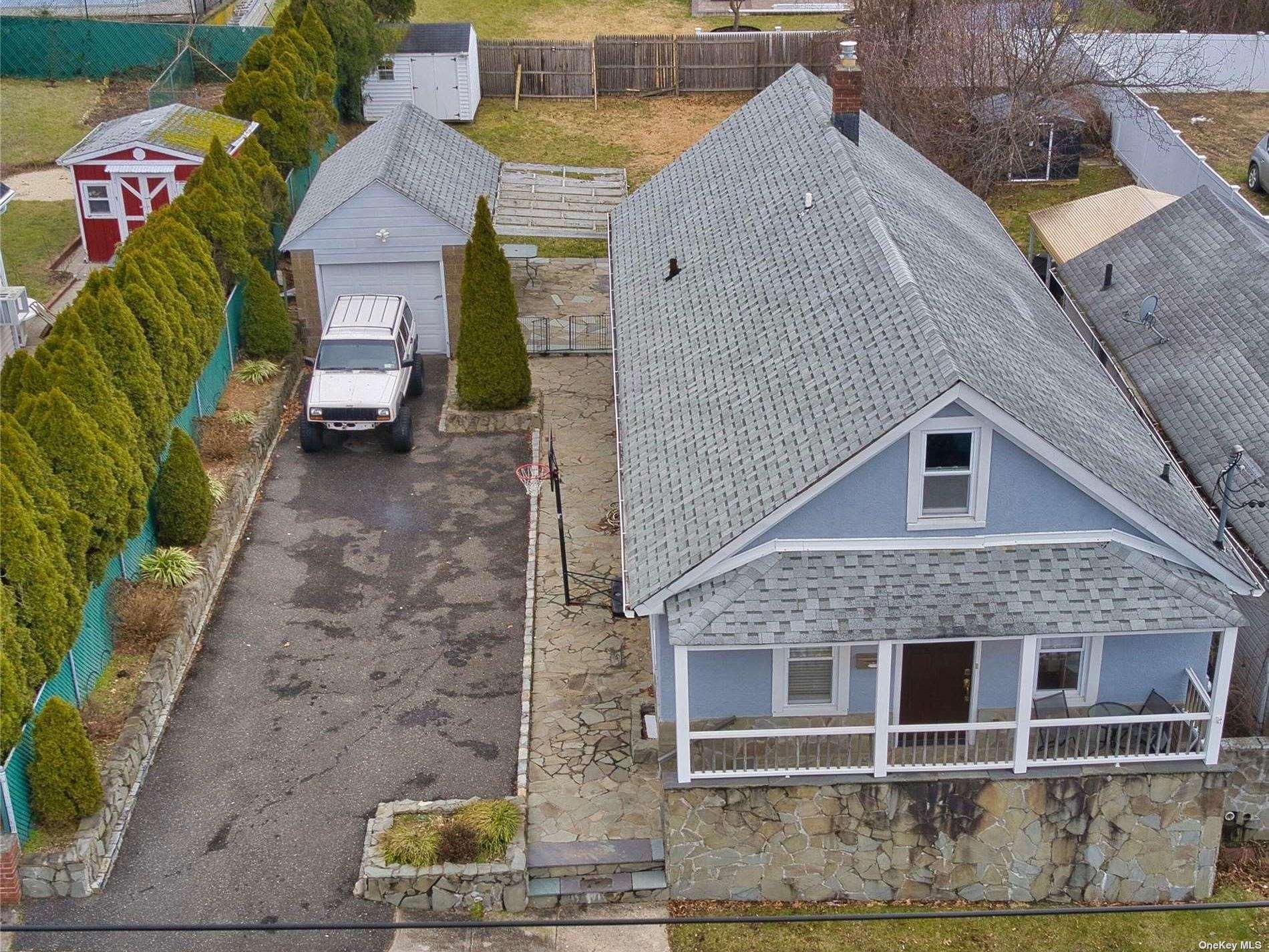 #1 photo, 16 Ford Street, 長島 格崙科夫 Glen Cove , NY 11542