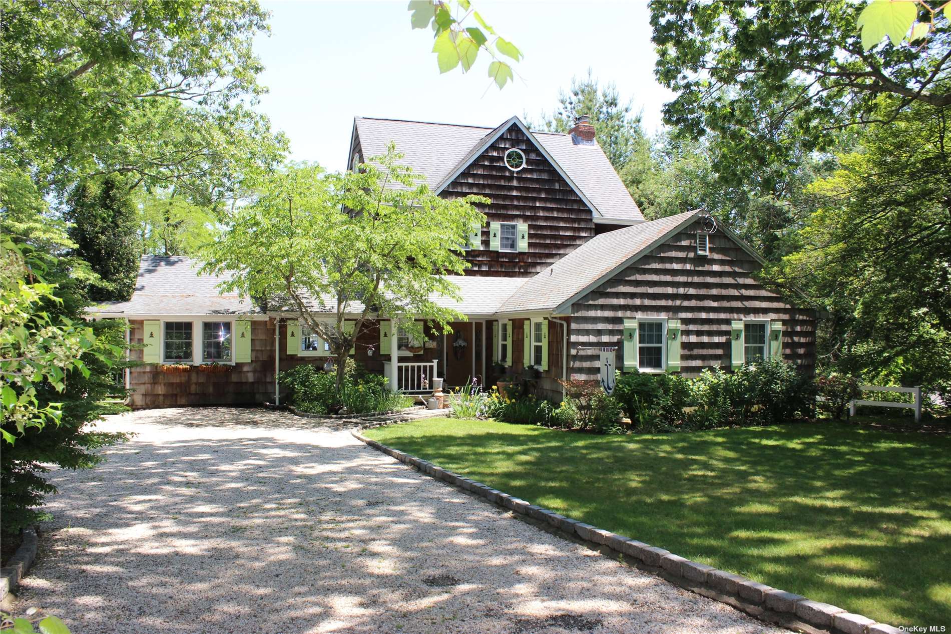 #1 photo, 275 Great River Road, Great River , NY 11739