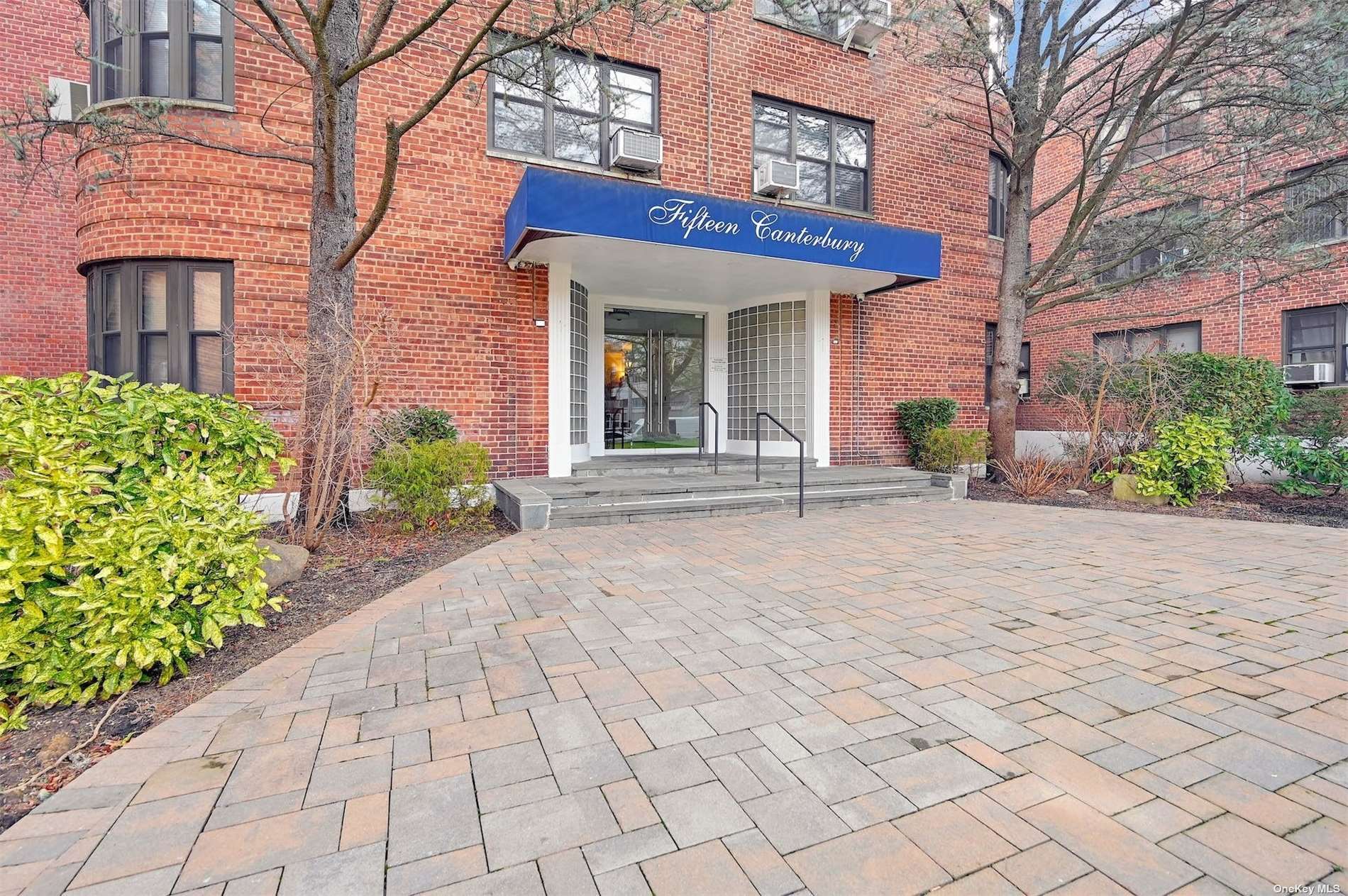 #1 photo, 15 Canterbury Road, 長島 大頸 Great Neck , NY 11021