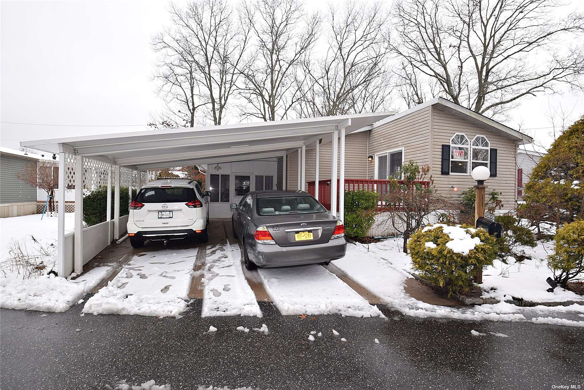 #1 photo, 1661-120 Old Country Road, 東長島 Riverhead , NY 11901