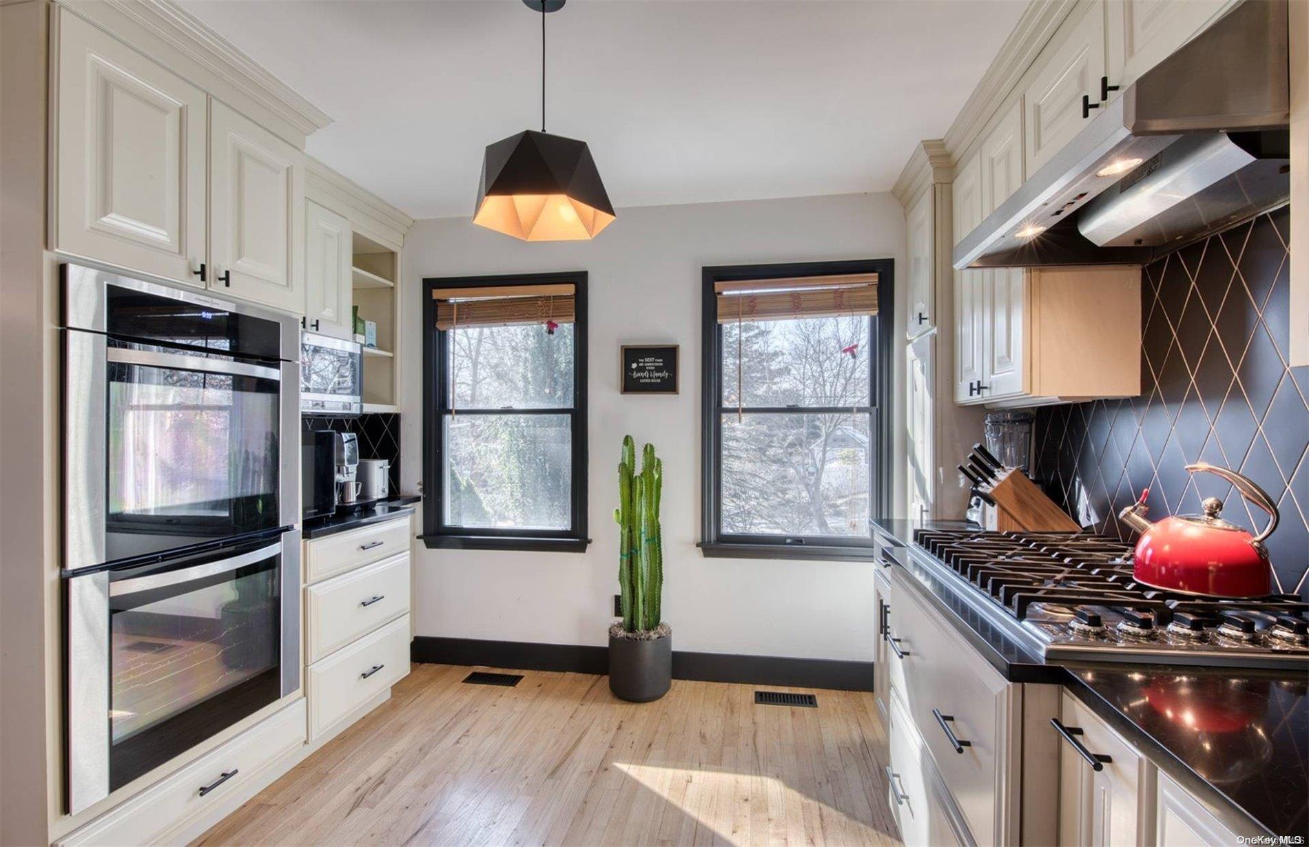 #13 photo, 66 Knoll Road, サフォーク郡 Southampton , NY 11968