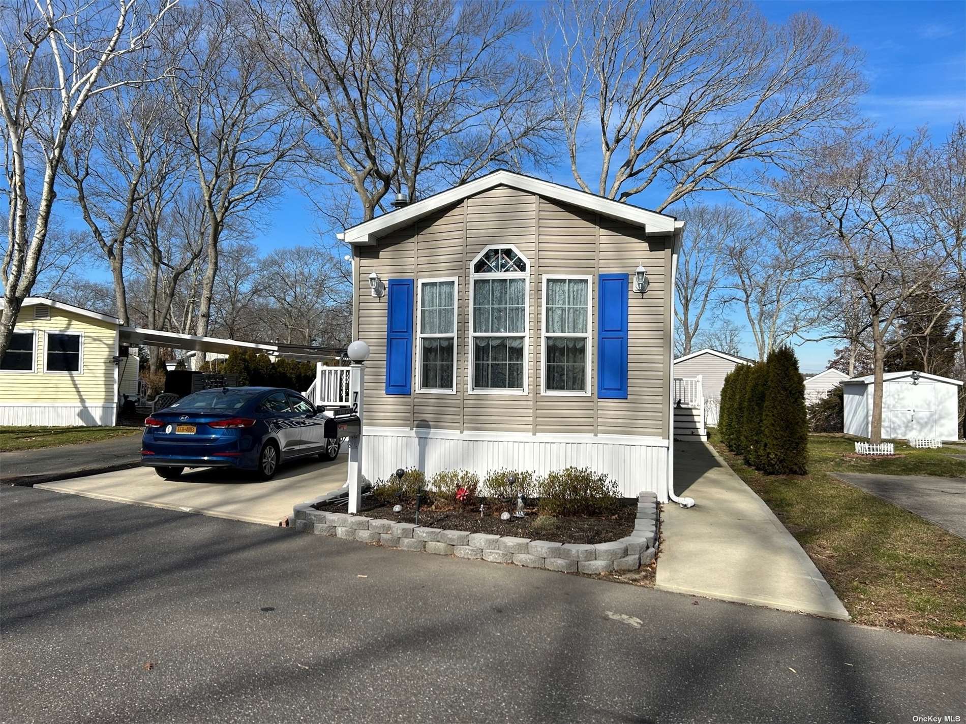 #1 photo, 1661-72 Old Country Road, Riverhead , NY 11901