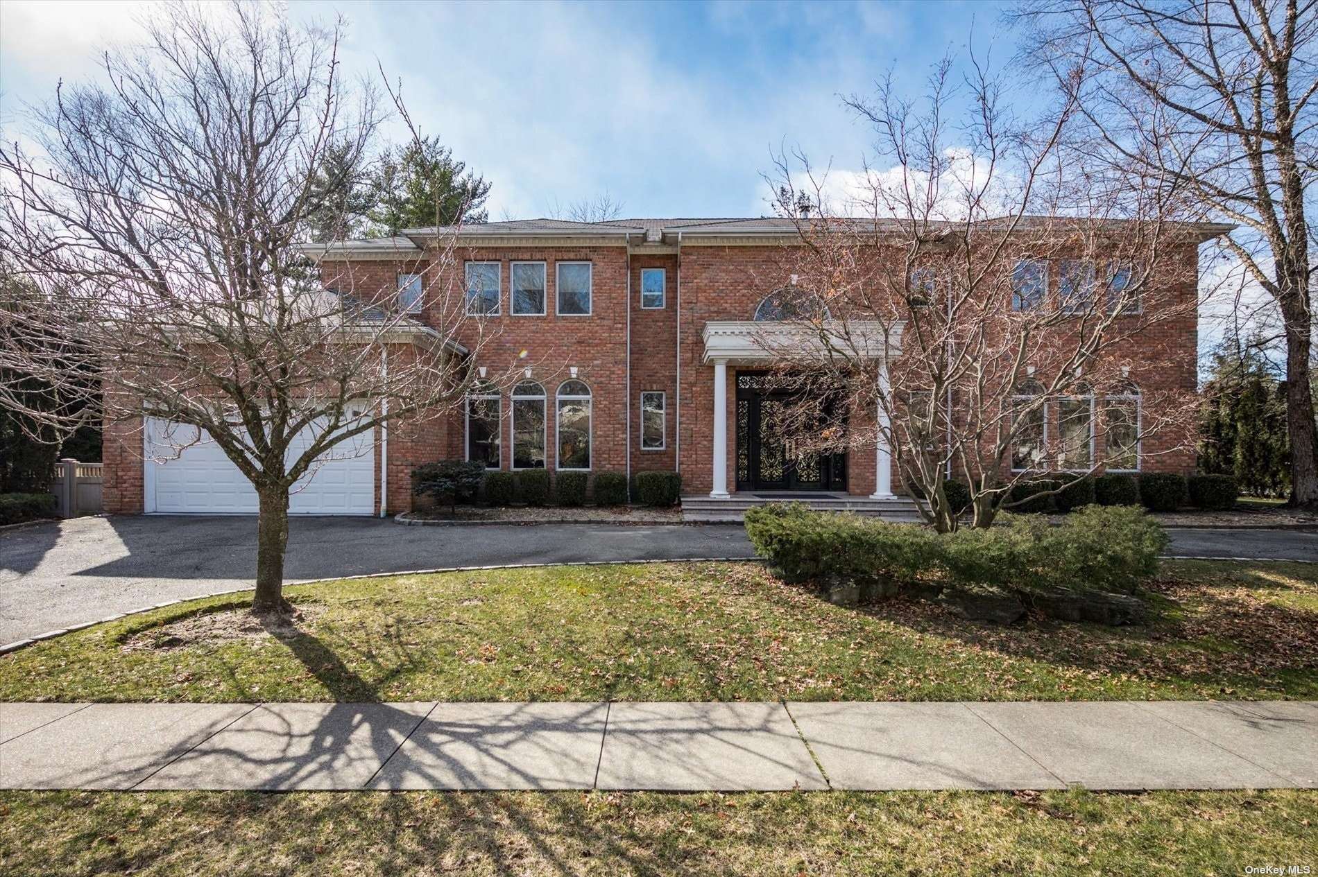 #1 photo, 96 Parkway Drive, 长岛 罗斯林 Roslyn Heights , NY 11577