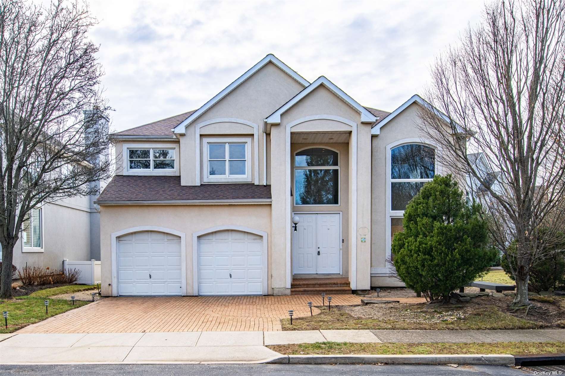 #1 photo, 47 Crescent Cove, 長島 Seaford , NY 11783