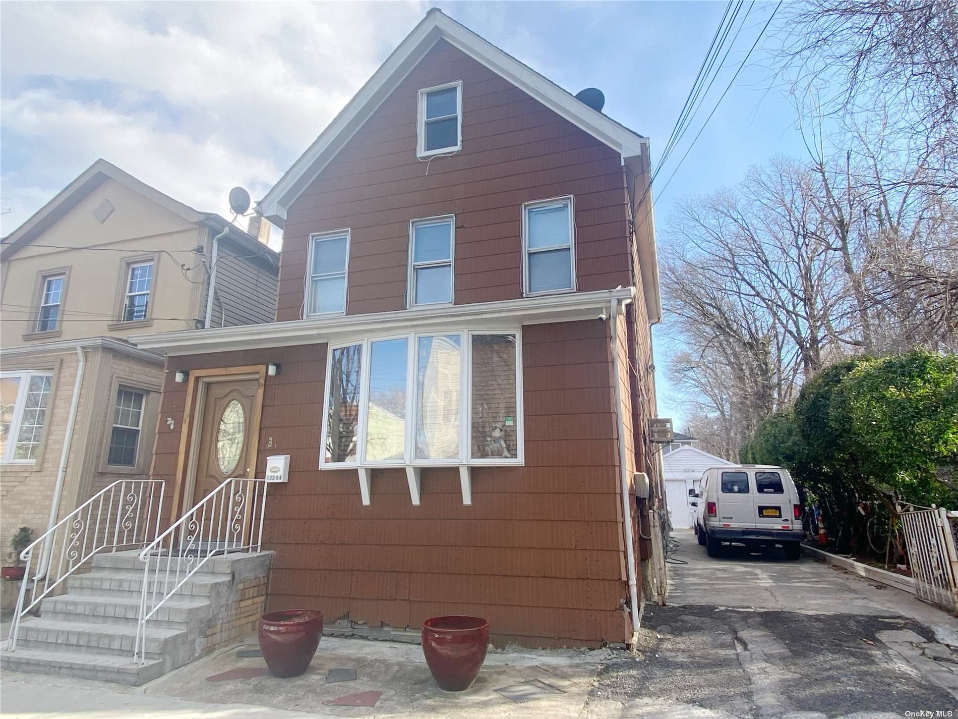 #1 photo, 100-04 89th Avenue, 皇后区 Richmond Hill , NY 11418