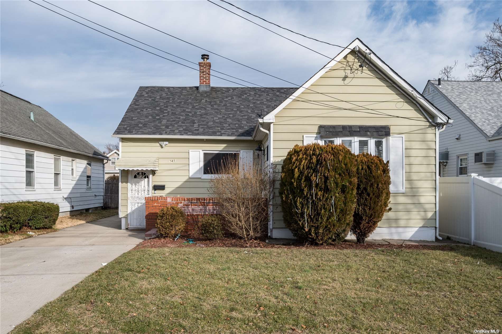 #1 photo, 741 N William Street, 長島 Baldwin , NY 11510