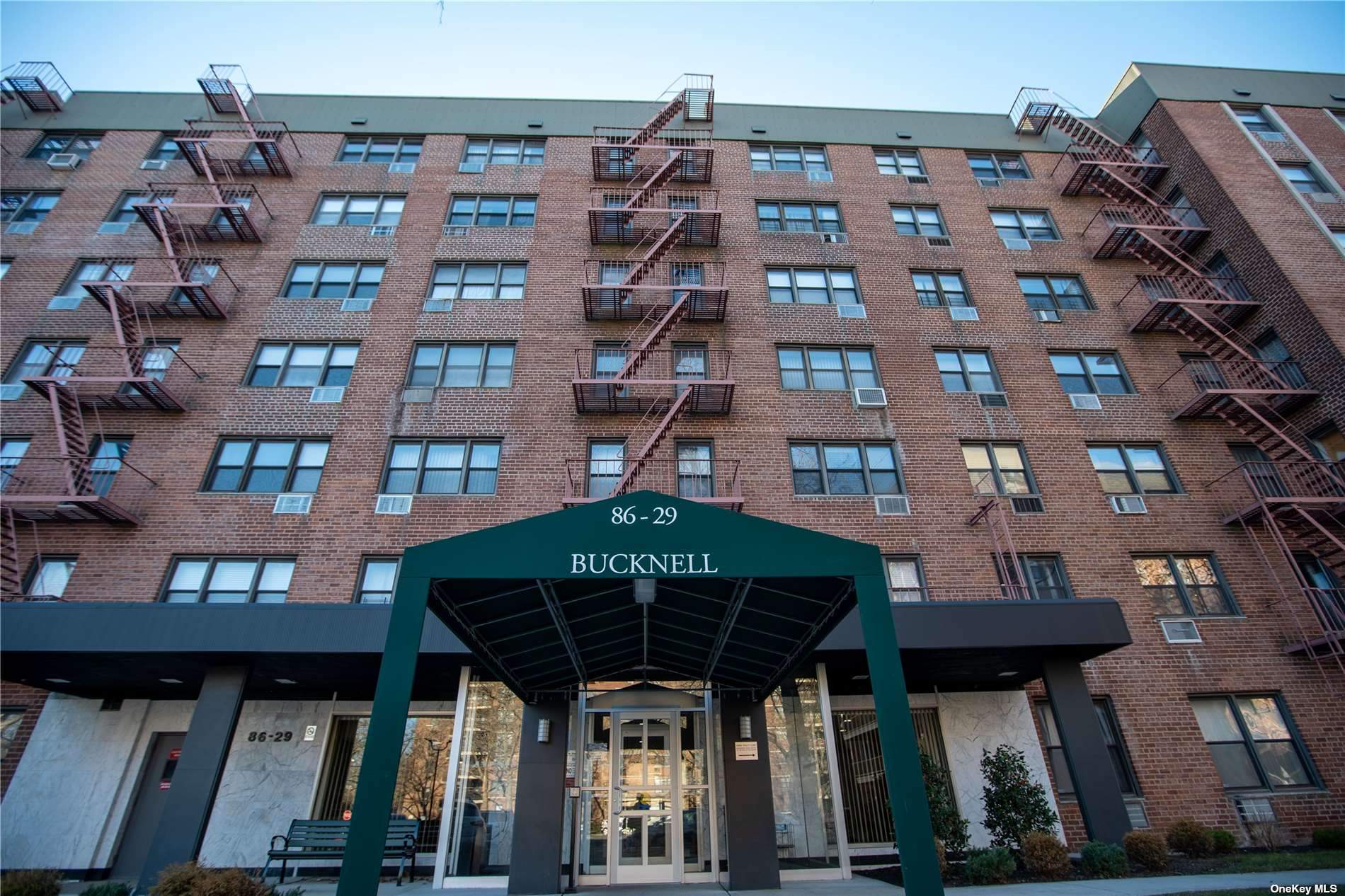 #1 photo, 86-29 155th Avenue, 皇后区 霍华德滩 Howard Beach , NY 11414