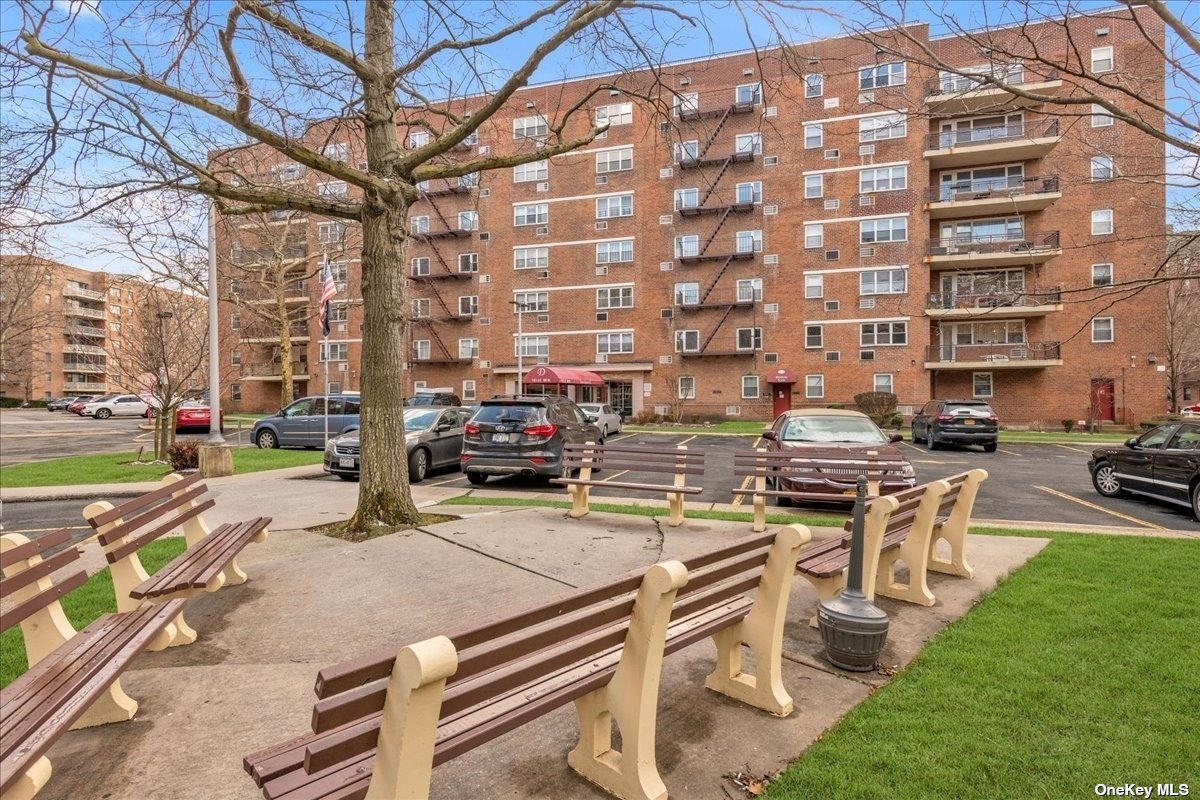 #1 photo, 151-31 88th Street, 皇后区 霍华德滩 Howard Beach , NY 11414