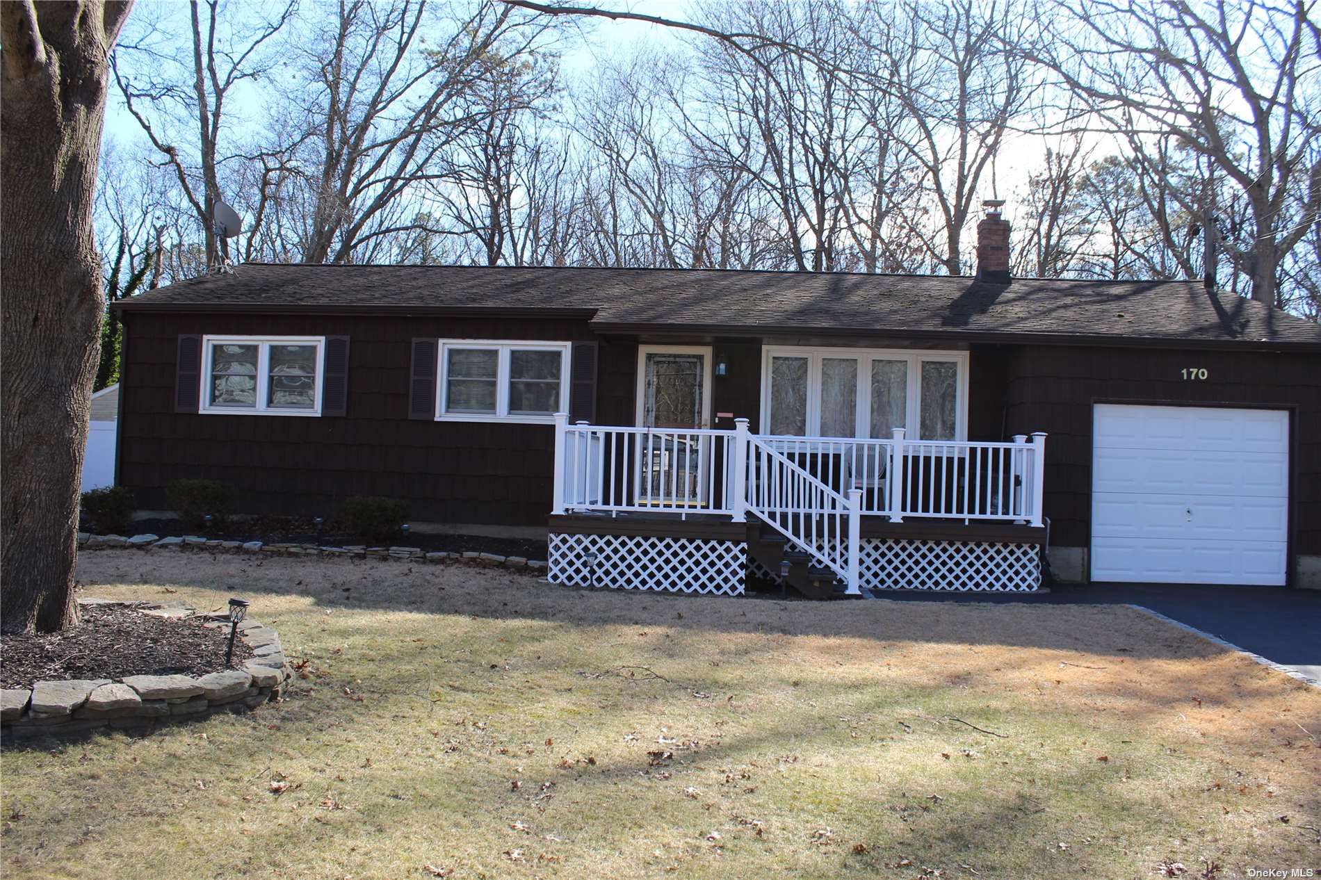 #1 photo, 170 Southaven Avenue, 東長島 Medford , NY 11763