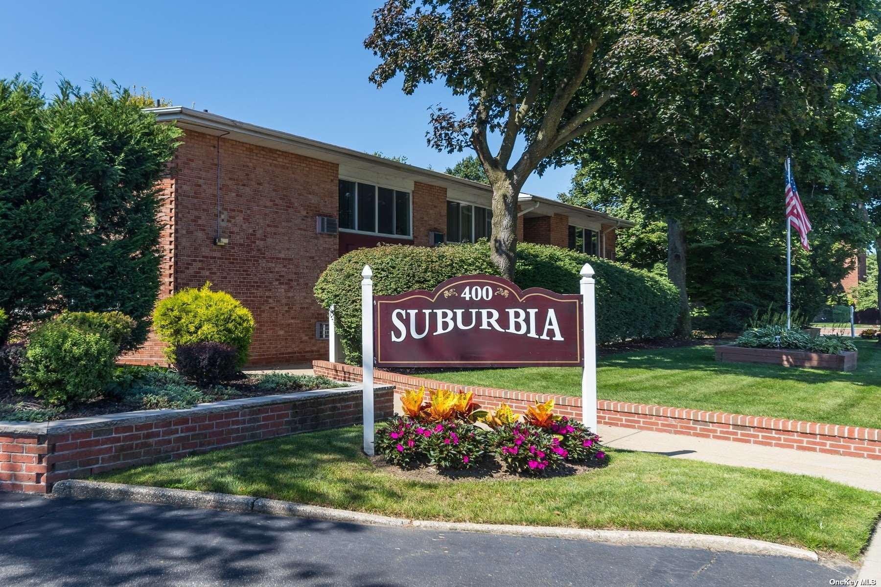 #1 photo, 400 Fulton Street, 東長島 Farmingdale , NY 11735