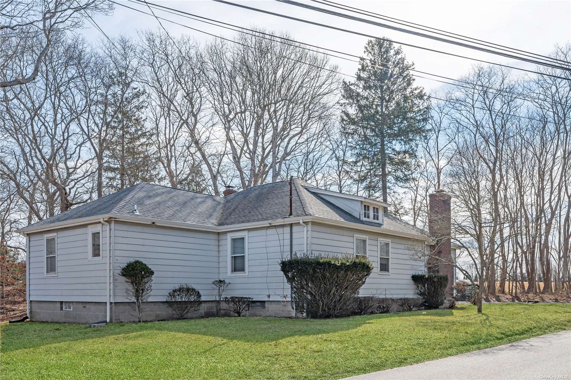 #1 photo, 64 Henry Road, 東長島 汉普顿 Southampton , NY 11968