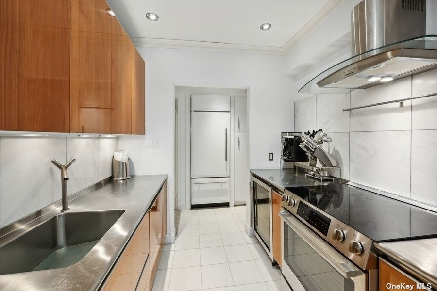 #1 photo, 162-21 Powells Cove Boulevard, 皇后區 Beechhurst , NY 11357