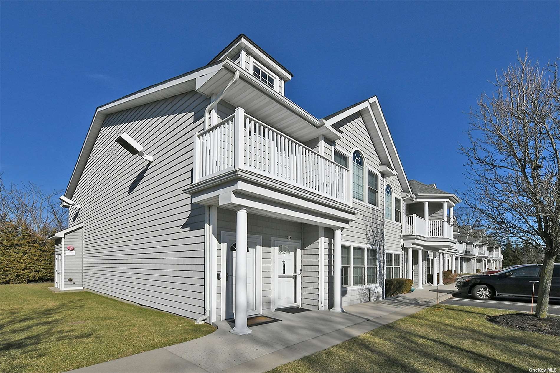 #1 photo, 114 B Stewart Avenue, 長島 貝斯佩奇 Bethpage , NY 11714