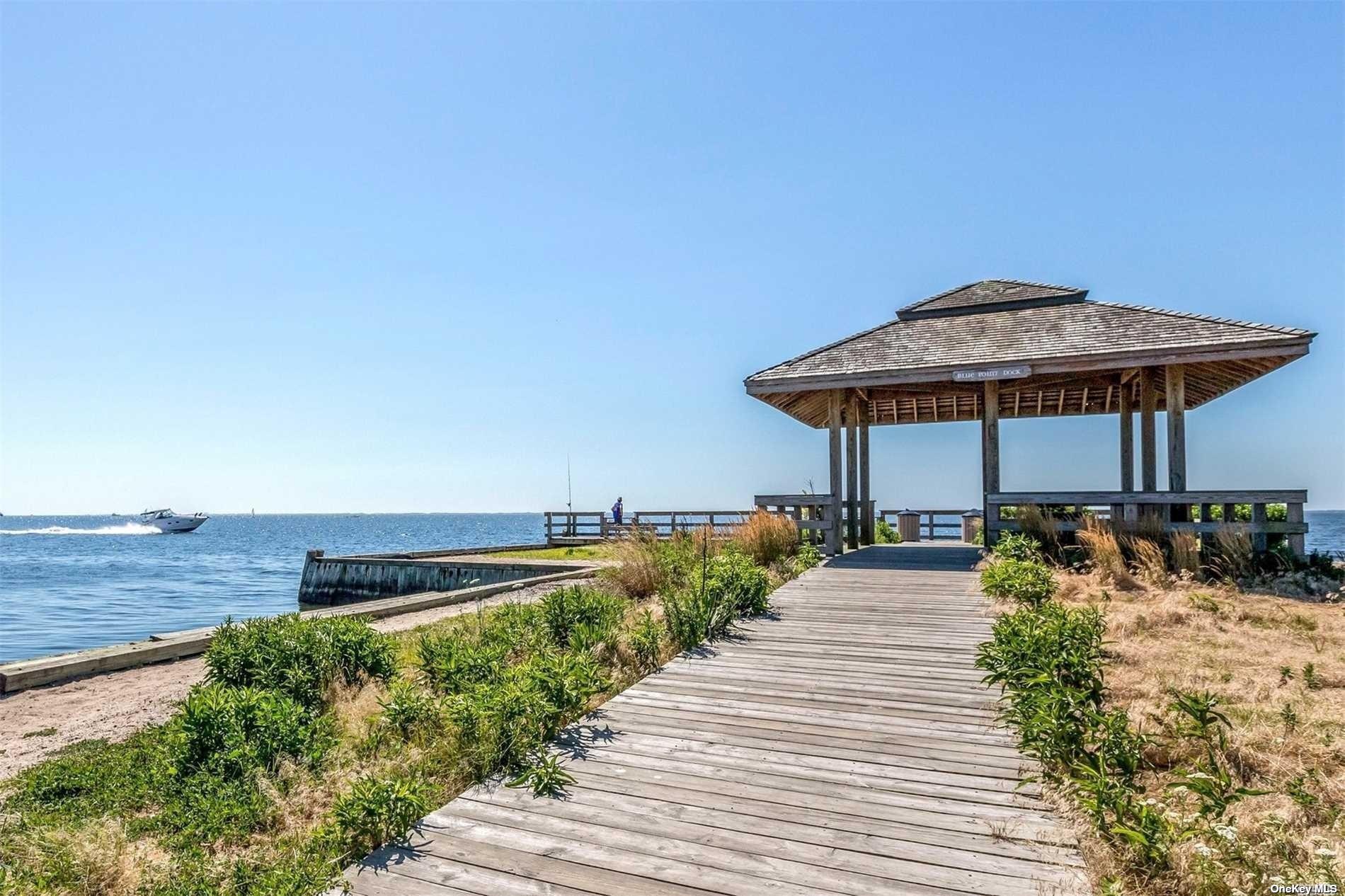 #1 photo, 11 Rogers Street, 東長島 Blue Point , NY 11715