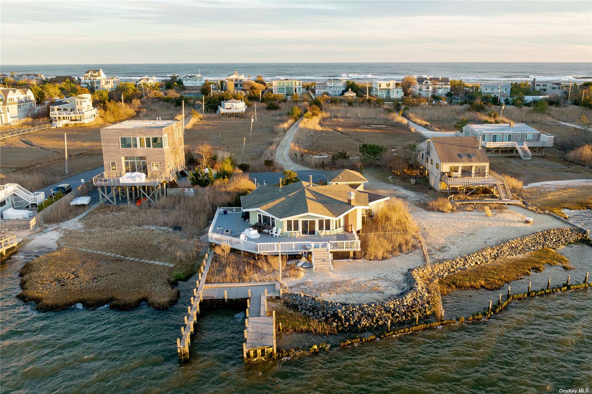 #1 photo, 350 Dune Road, 東長島 汉普顿 Westhampton Beach , NY 11978