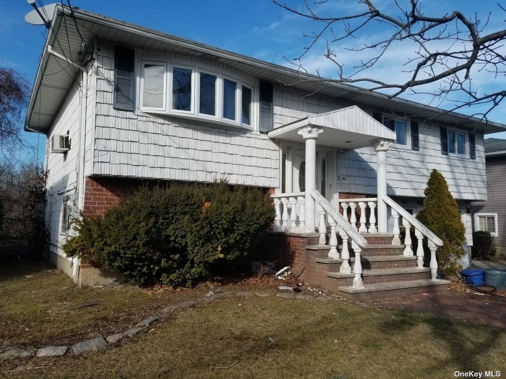 #1 photo, 1056 Wood Park Drive, 长岛 North Baldwin , NY 11510