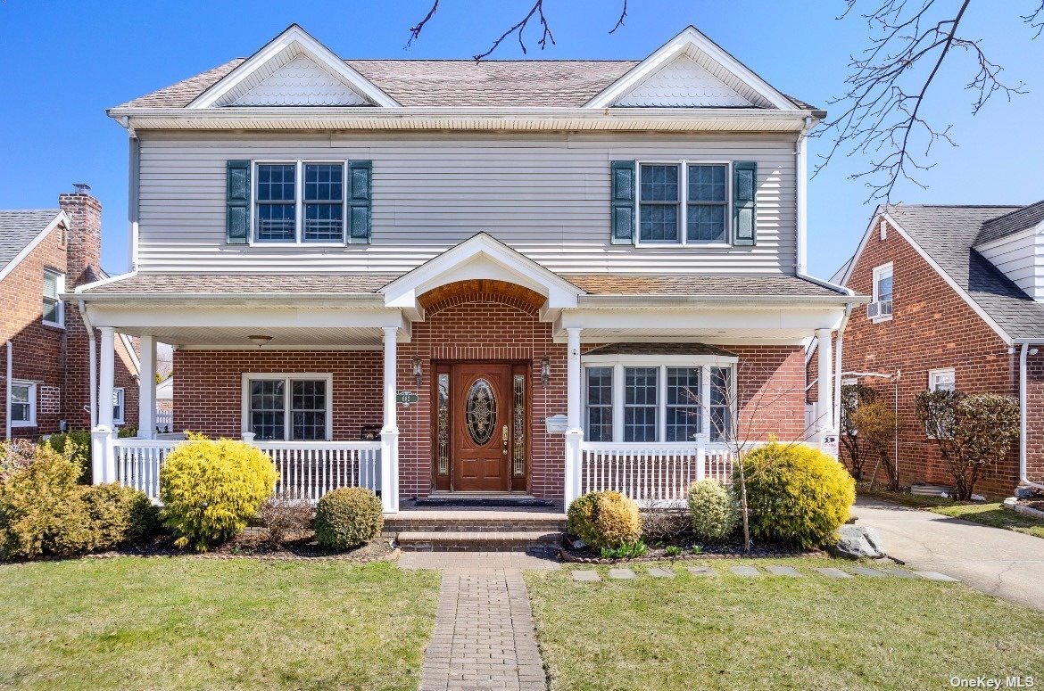 #1 photo, 682 Foch Boulevard, 長島 Williston Park , NY 11596