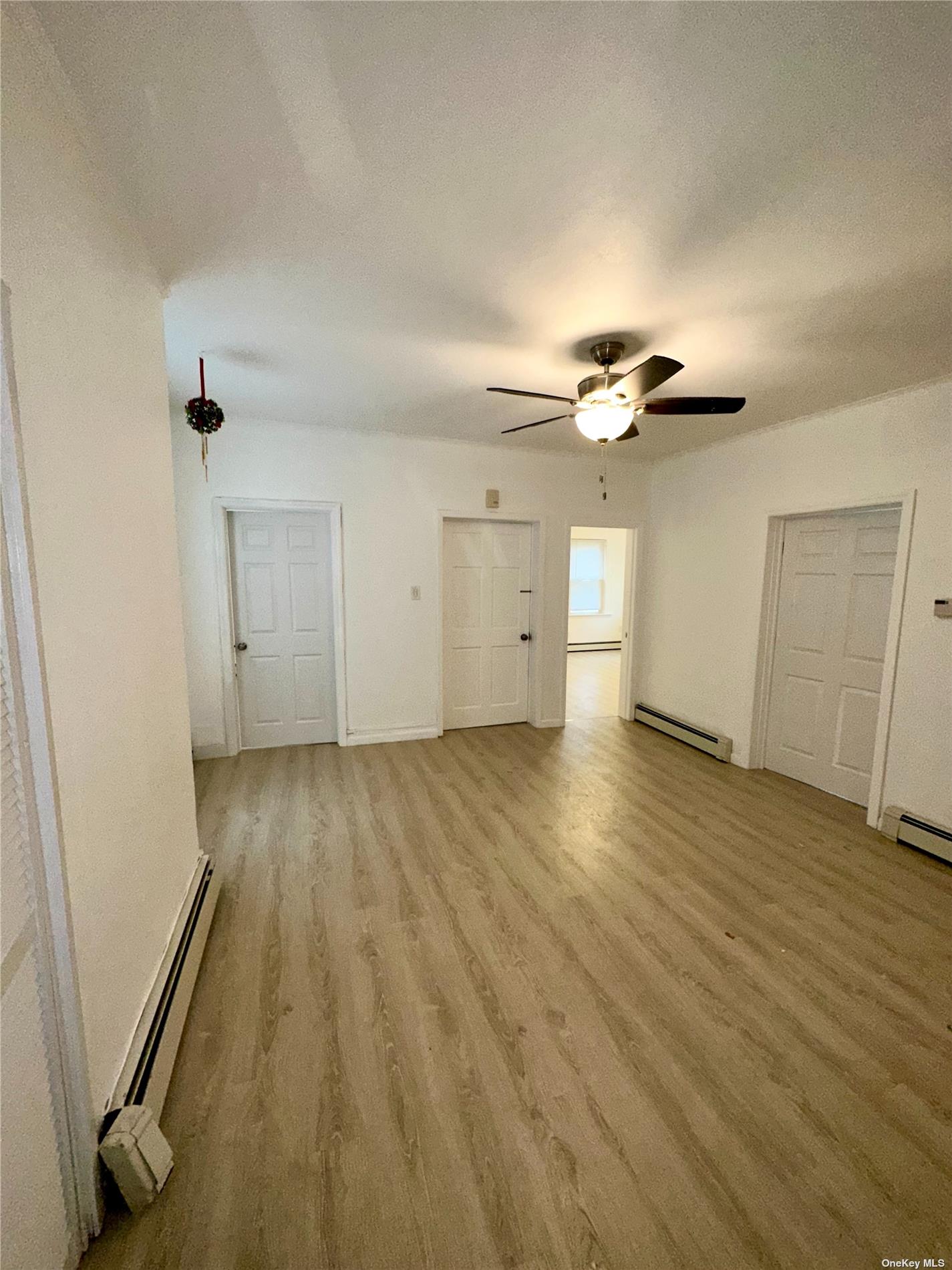 #1 photo, 417 Scranton Avenue, 长岛 Lynbrook , NY 11563