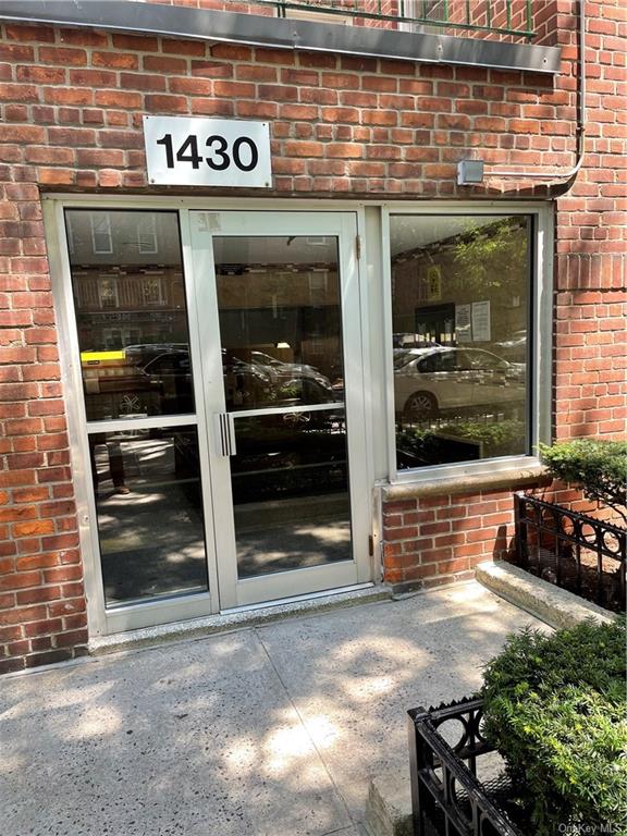 #1 photo, 1430 Thieriot Avenue, 布朗士 Bronx , NY 10460