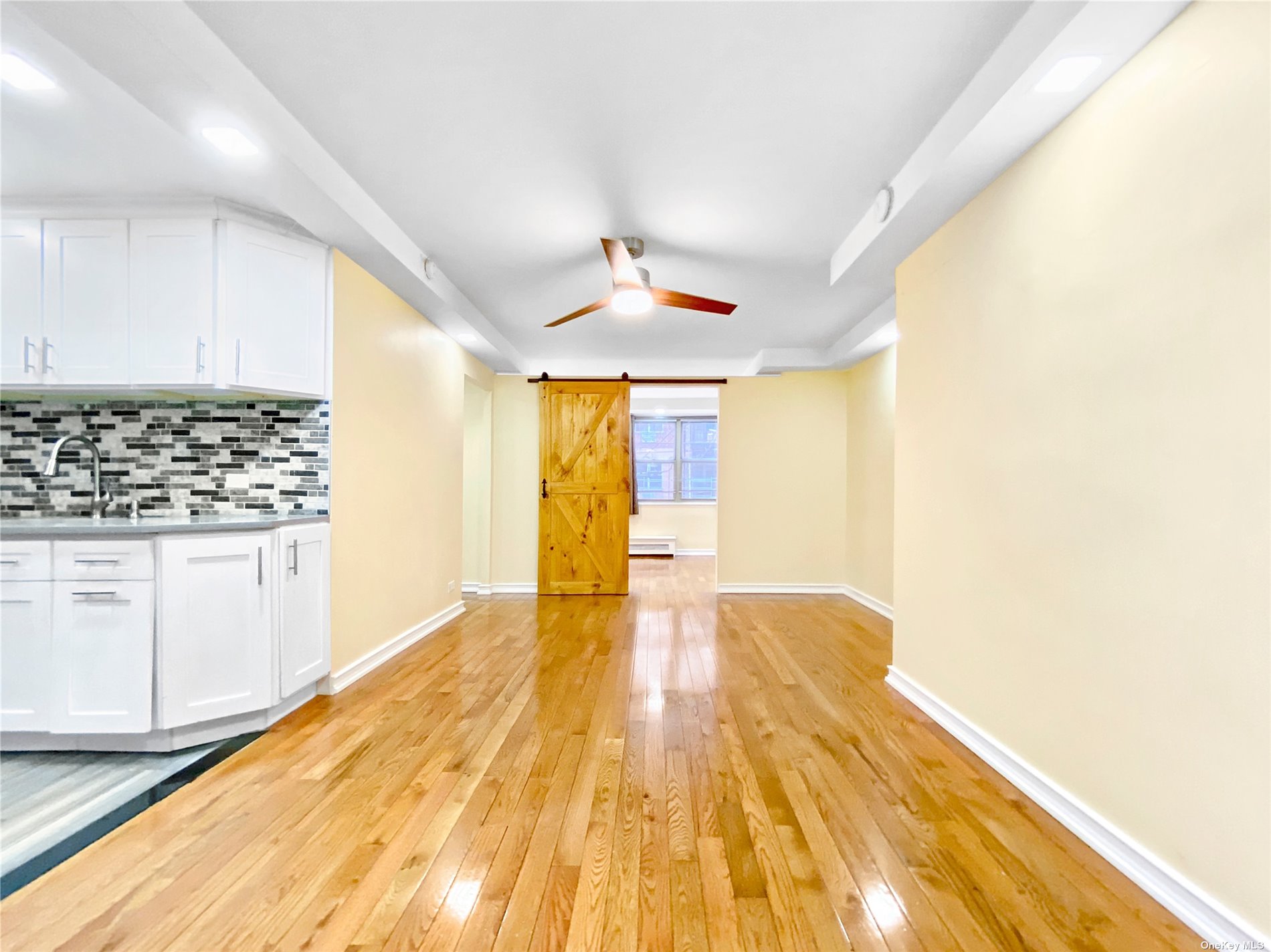 #1 photo, 81-11 45th Avenue, 皇后区 艾姆赫斯特 Elmhurst , NY 11373