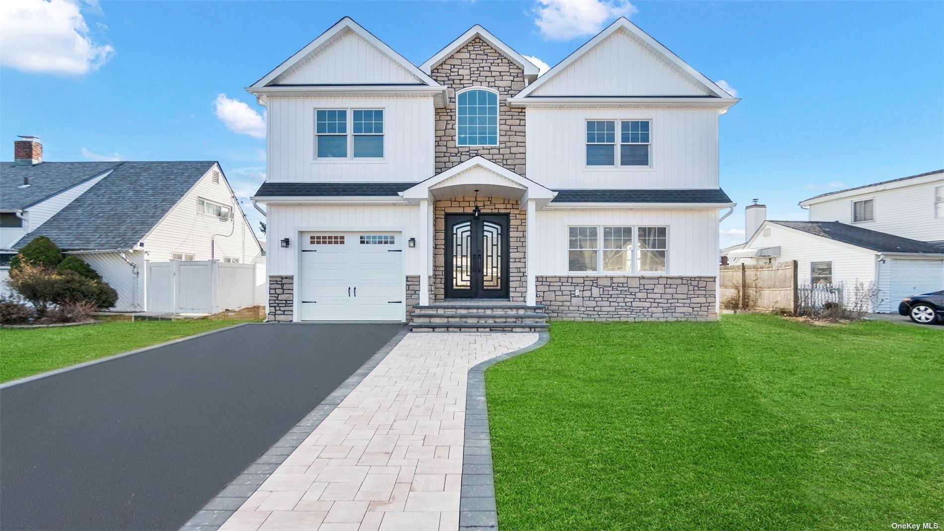 #1 photo, 42 Autumn Lane, 長島 Hicksville , NY 11801