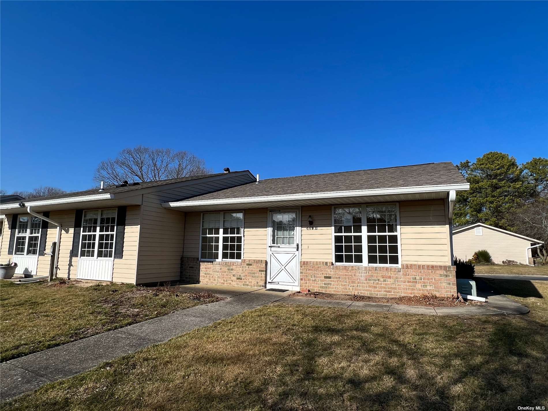 #1 photo, 449B Arlington Drive, 东长岛 Ridge , NY 11961