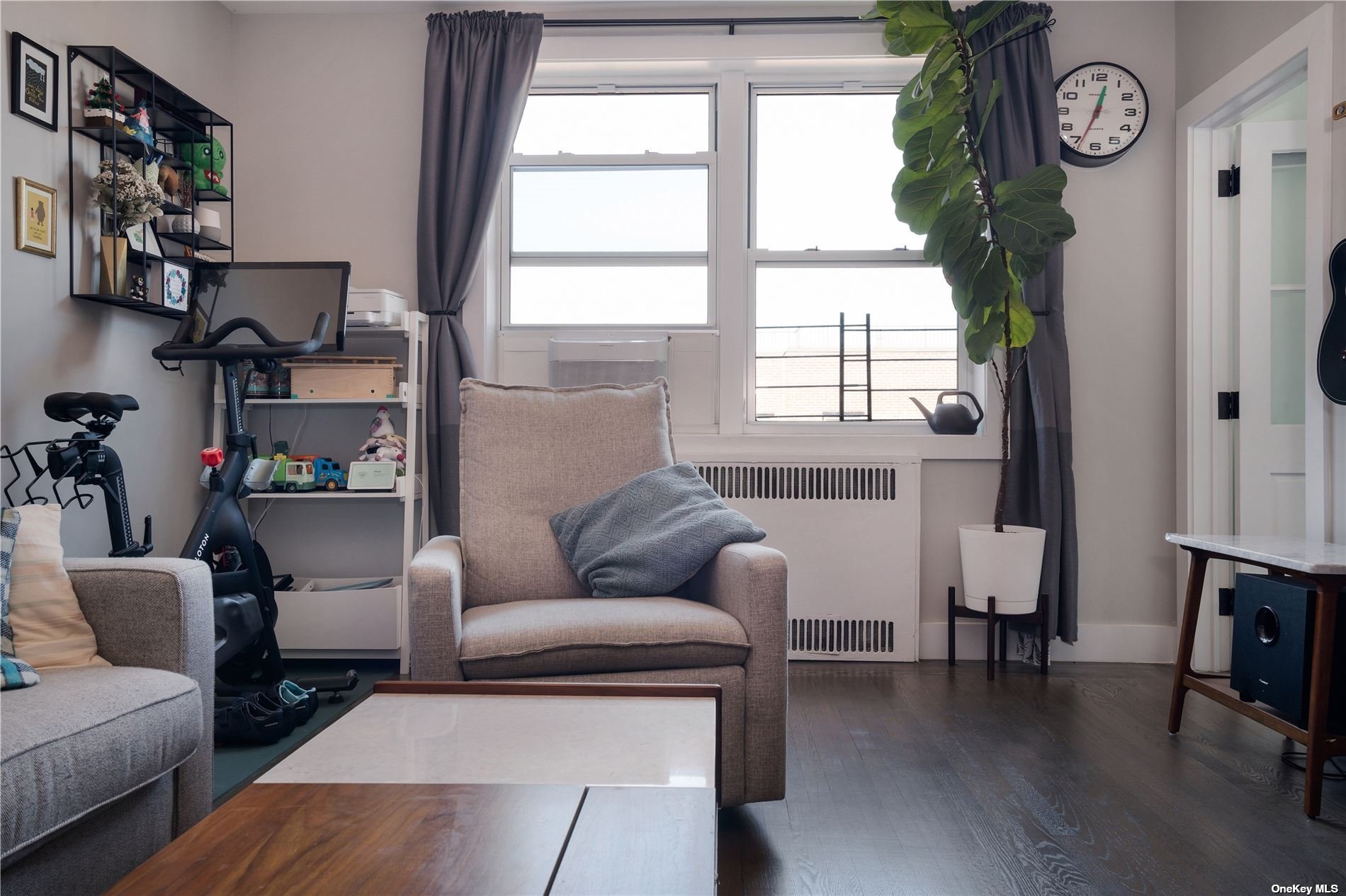 #1 photo, 106-15 Queens Blvd, 皇后區 森林小丘 Forest Hills , NY 11375