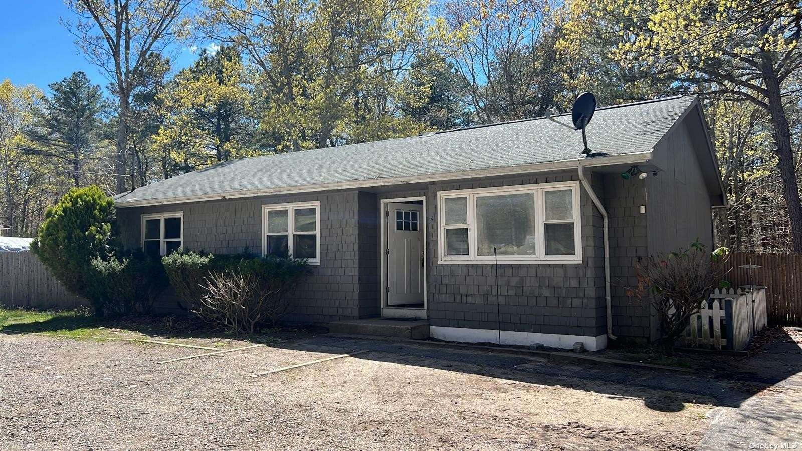 #1 photo, 411 Brookhaven Avenue, 東長島 汉普顿 Flanders , NY 11901