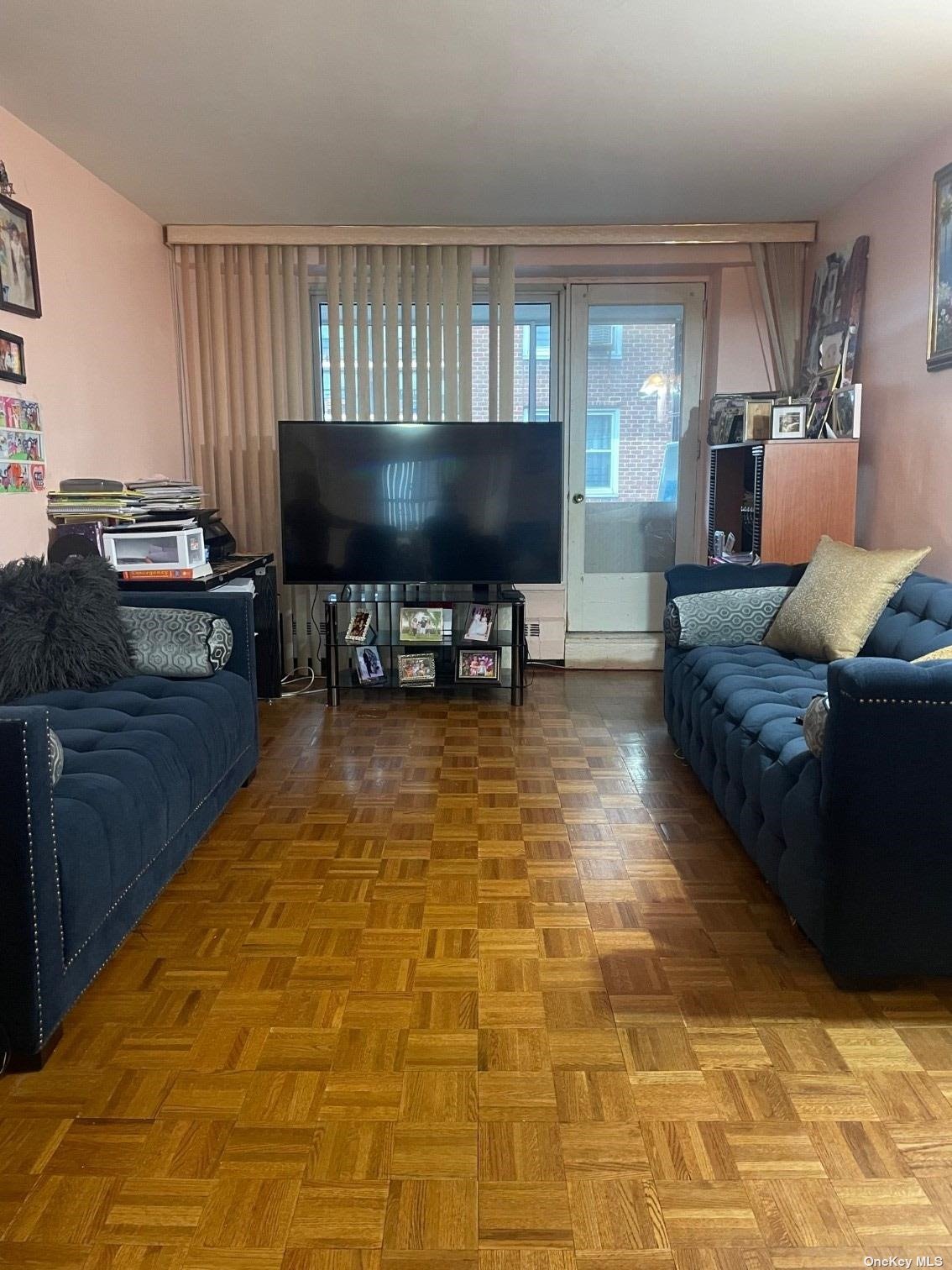 #1 photo, 98-20 62nd Dr, 皇后區 雷哥公園 Rego Park , NY 11374