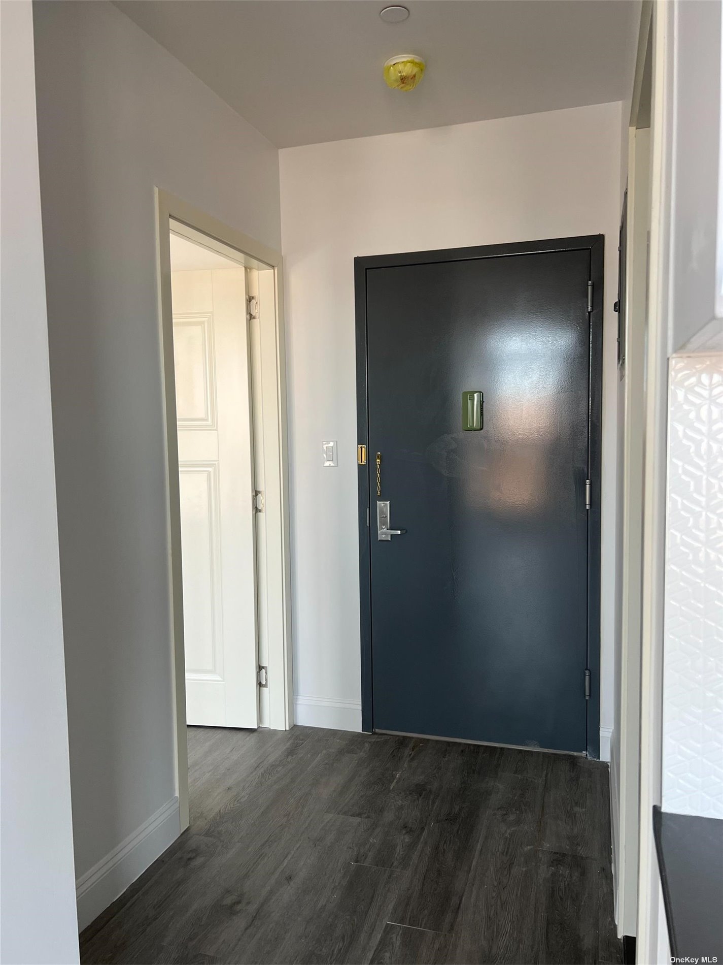 #1 photo, 99-49 66th Avenue, 皇后区 雷哥公园 Rego Park , NY 11374