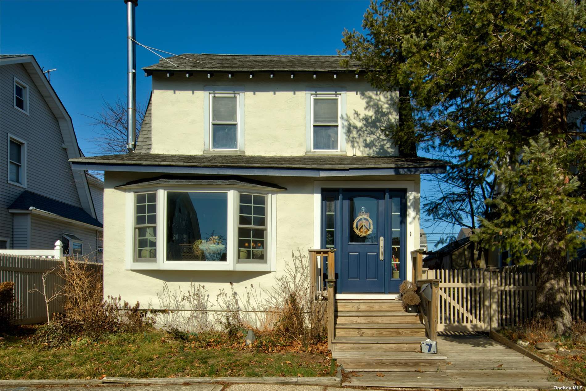 #1 photo, 7 Winchester Drive, 東長島 Lindenhurst , NY 11757