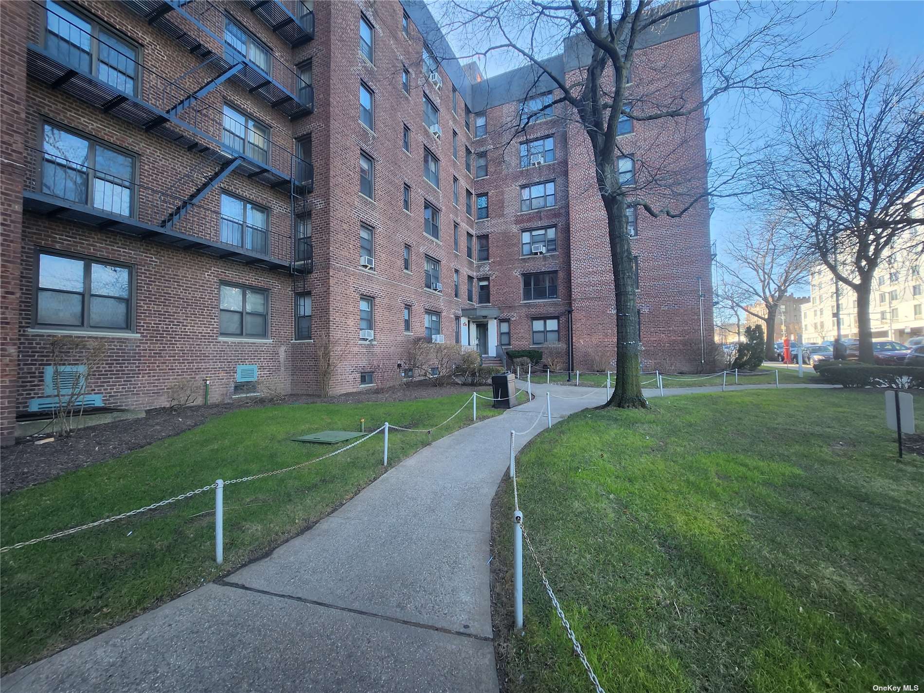 #1 photo, 112-24 Northern Boulevard, 皇后區 可樂娜 Corona , NY 11368