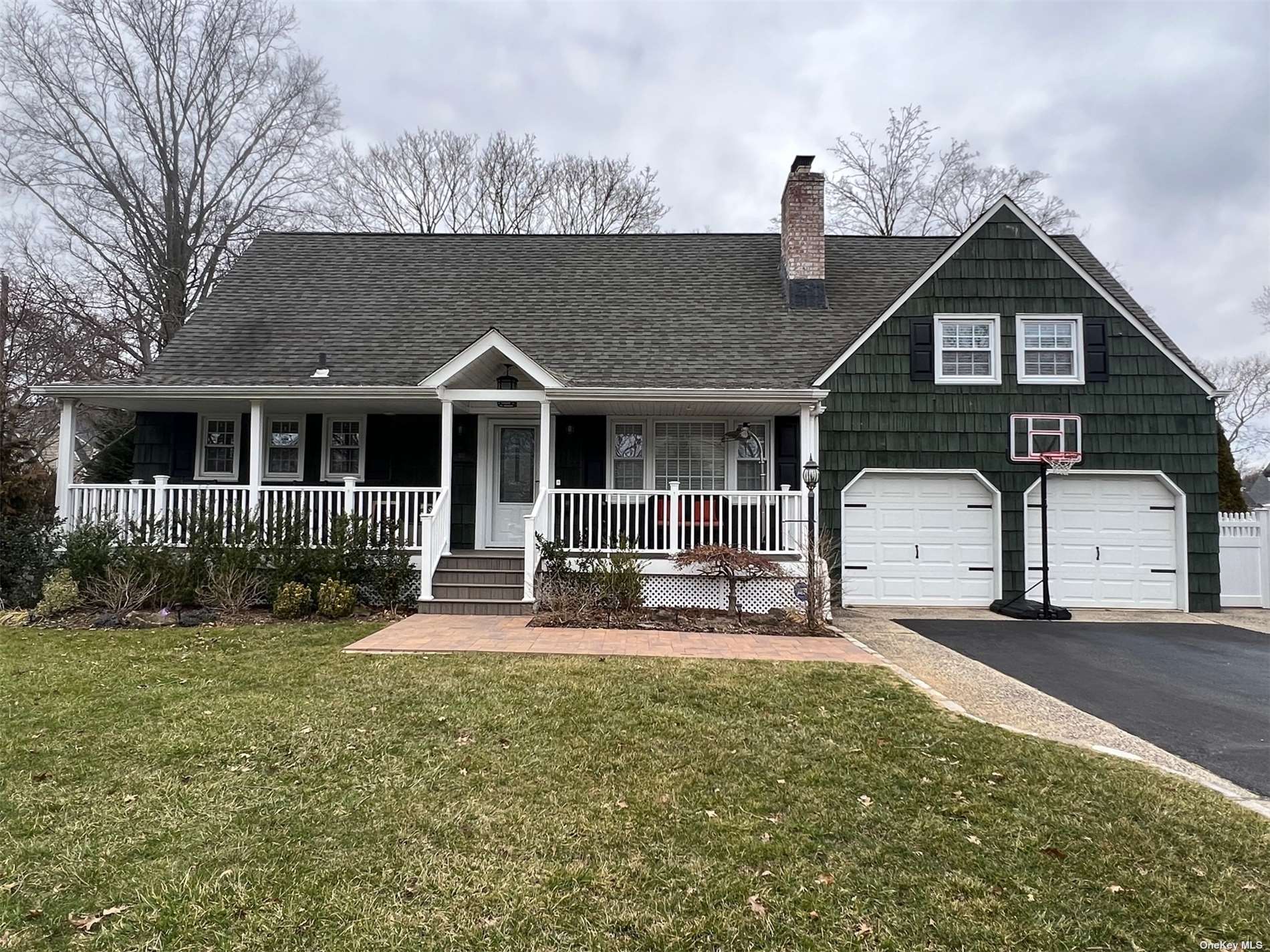 #1 photo, 3131 Birch Place, 長島 Wantagh , NY 11793