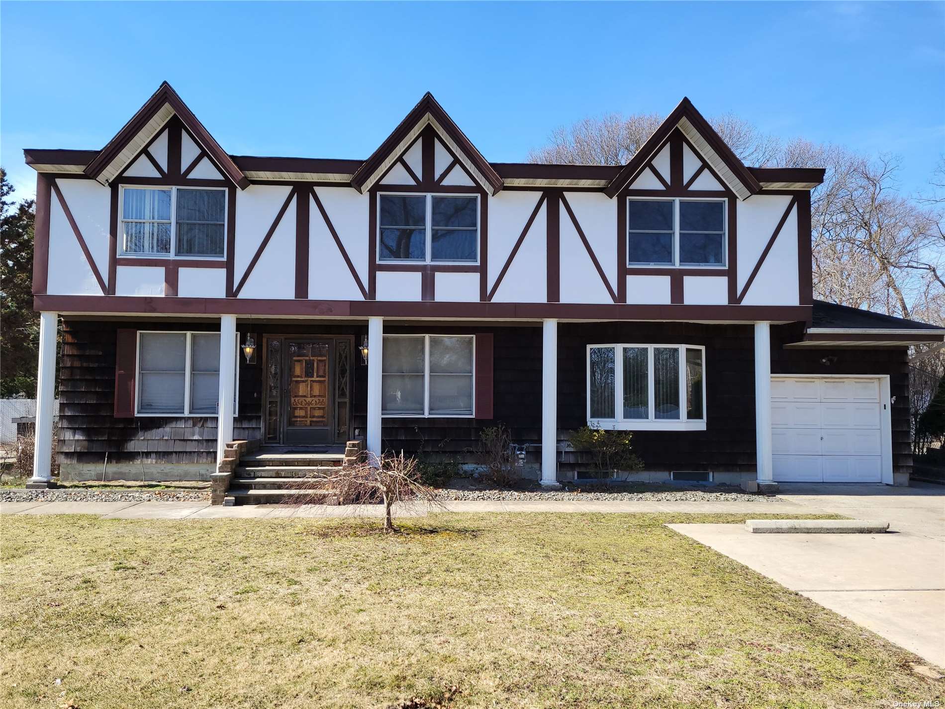 #1 photo, 1482 Grundy Avenue, 東長島 Holbrook , NY 11741