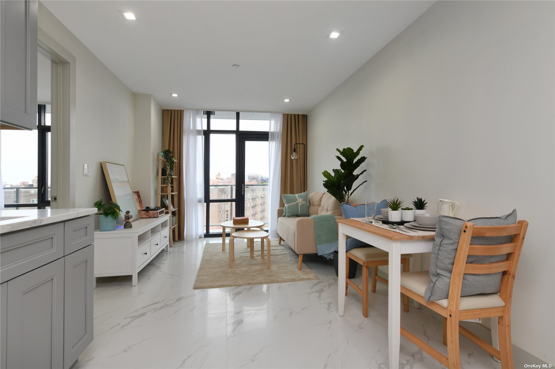 #1 photo, 41-62 Bowne Street, 法拉盛 Flushing , NY 11355