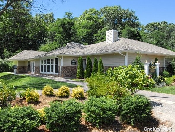 #1 photo, 152 Lake Pointe Court, 东长岛 Middle Island , NY 11953