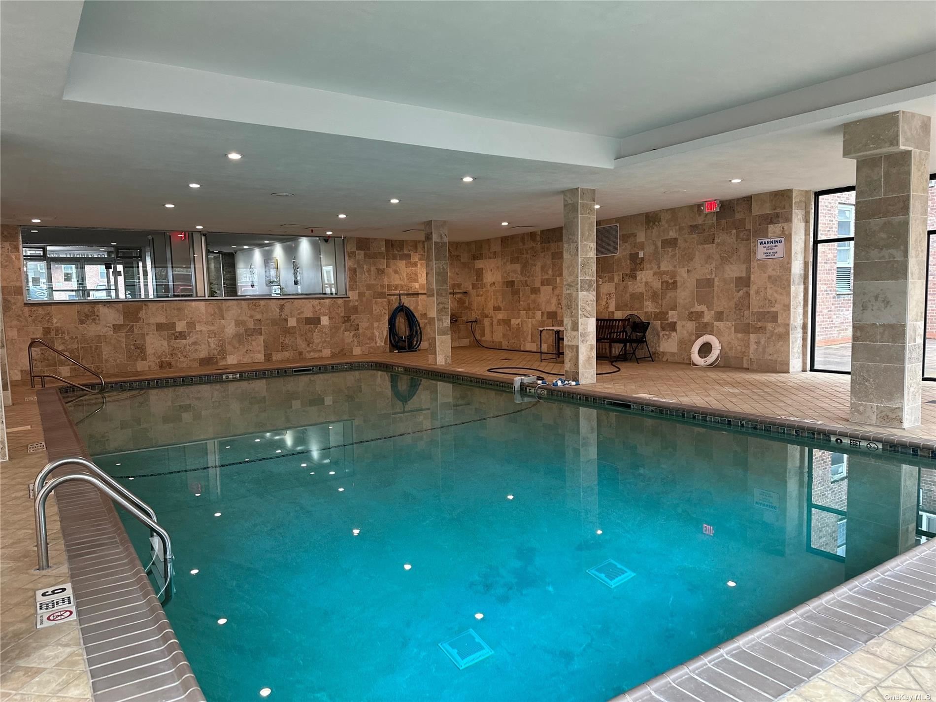 #1 photo, 99 Randall, 长岛 Freeport , NY 11520